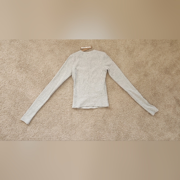 New with tag on SKIMS long sleeve shirt - Picture 2 of 2